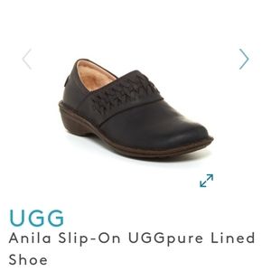Ugg black leather slip ons‎